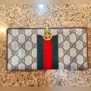 GUCCI Vintage 1960s Monogram Wallet